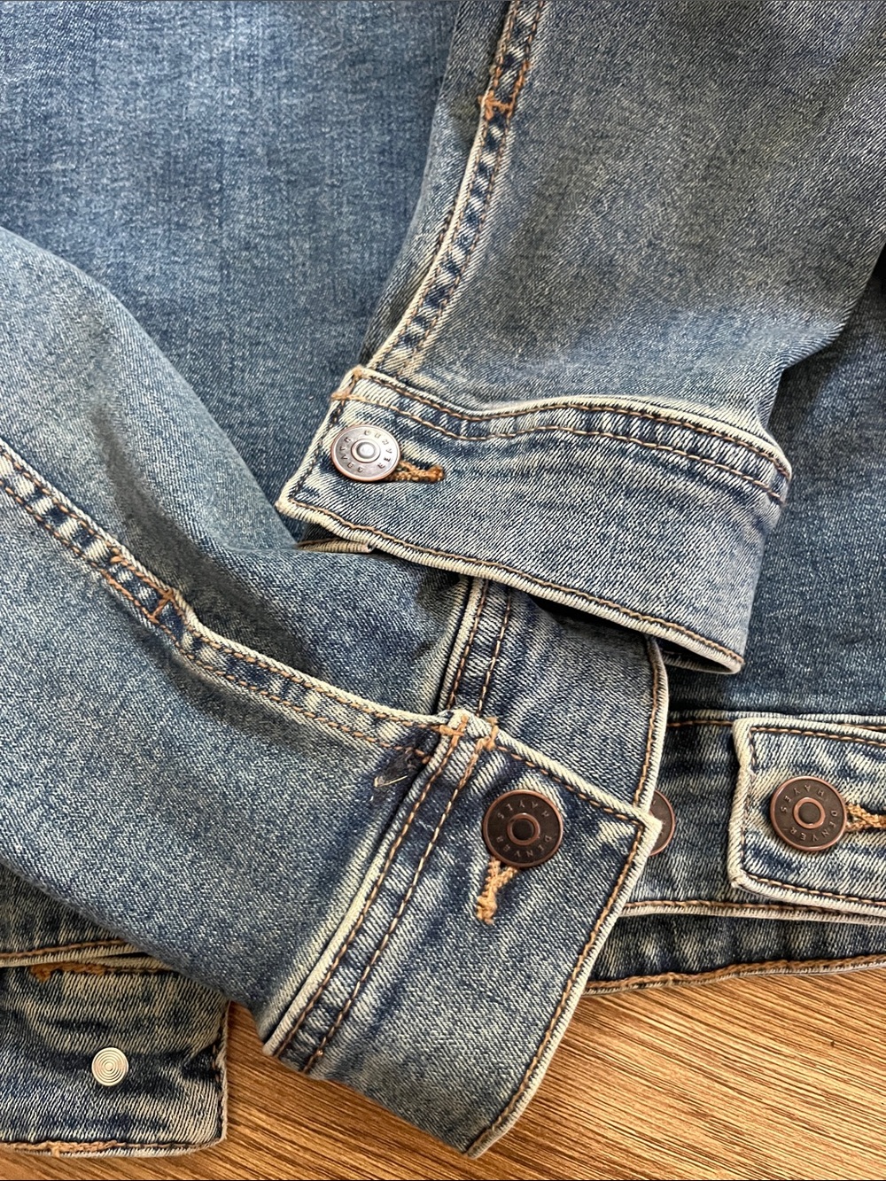 Jean Jacket - Picture 5 of 6
